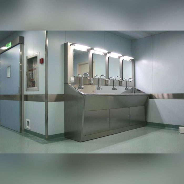 4-Station Surgical Sink 2