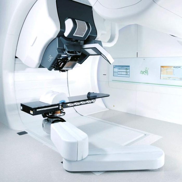 Proton Therapy Synchrocyclotron With Integrated Ct Scanner